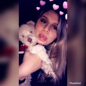 Meet your Posher, Ana laura